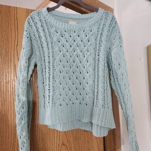 Aero size medium mint sweater
